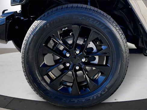 Certified 2021 Jeep Gladiator Overland image 32