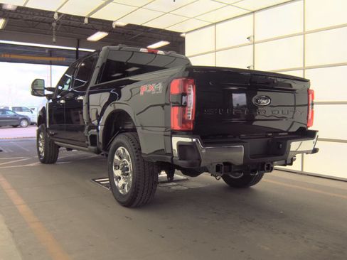 Used 2025 Ford F250 Lariat w/ Chrome Package AWD/4WD image 3