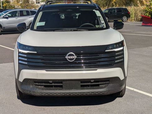 New 2026 Nissan Kicks SV w/ SV Premium Package image 2