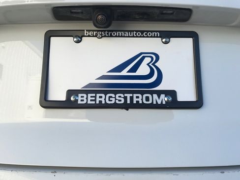 Certified 2023 Buick Envision Essence image 18