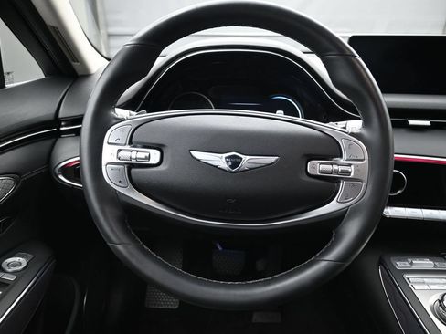 Used 2024 Genesis GV70 2.5T w/ Advanced Package AWD/4WD image 13