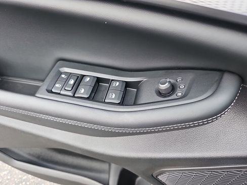 Certified 2024 Jeep Grand Cherokee Altitude image 27