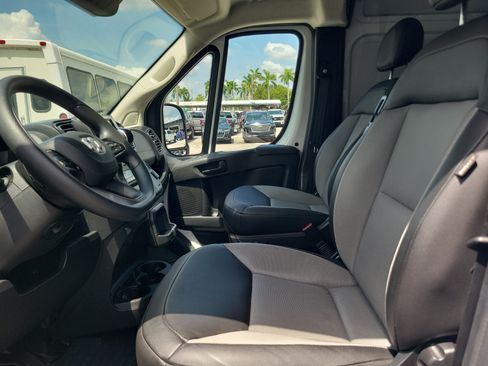 Used 2026 RAM ProMaster 2500 w/ Convenience Group FWD image 11
