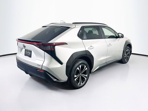 Used 2023 Toyota bZ4X XLE image 9