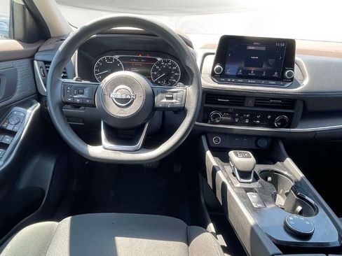 Used 2023 Nissan Rogue S AWD/4WD image 12