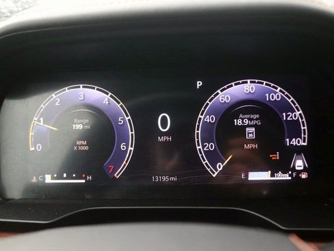 Used 2025 Jeep Grand Cherokee Summit image 20