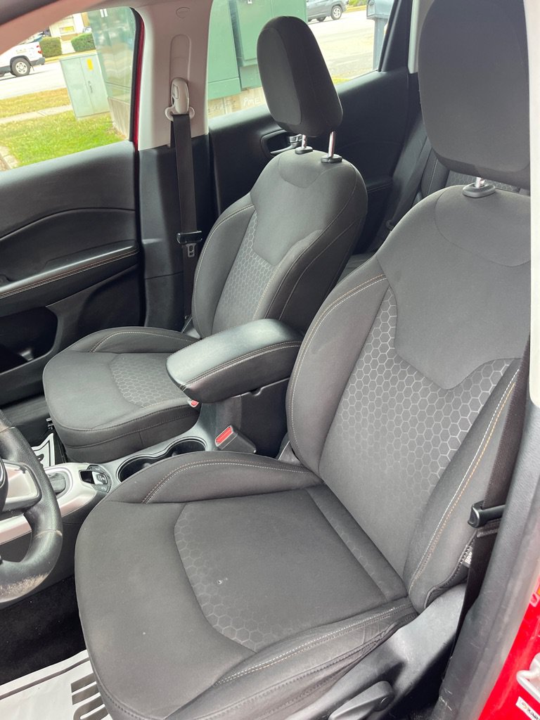 Used 2018 Jeep Compass Sport FWD image 6