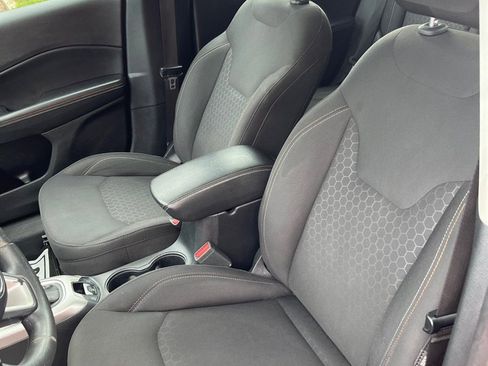 Used 2018 Jeep Compass Sport image 6