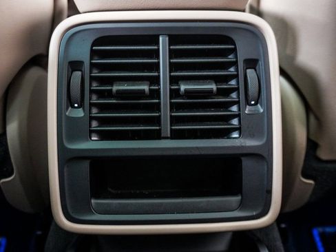 Used 2023 Porsche Taycan 4S w/ Premium Package image 23