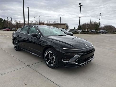 New 2026 Hyundai Sonata SEL image 1