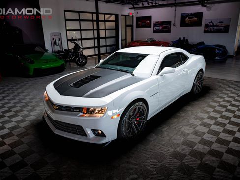 Used 2014 Chevrolet Camaro SS w/ SS Performance Package RWD image 60