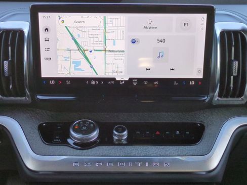 New 2026 Ford Expedition Tremor image 18