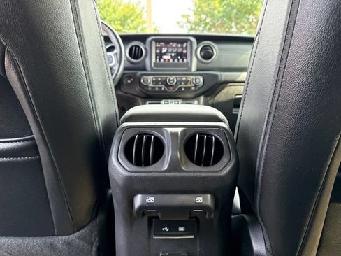 Used 2020 Jeep Wrangler Unlimited Sahara w/ Cold Weather Group AWD/4WD image 9