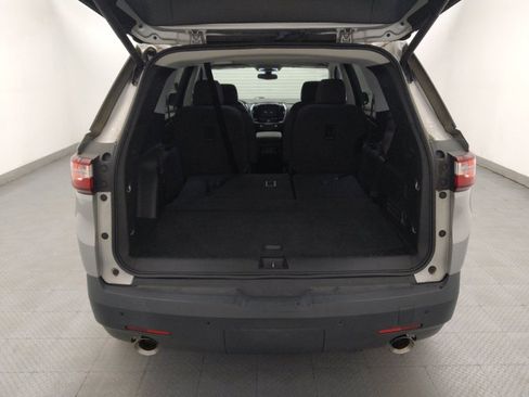 Used 2019 Chevrolet Traverse LT FWD image 29