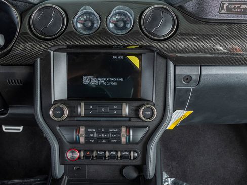 Used 2021 Ford Mustang Shelby GT500 w/ Carbon Fiber Track Pack image 51