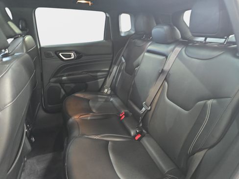 Used 2023 Jeep Compass High Altitude AWD/4WD image 11