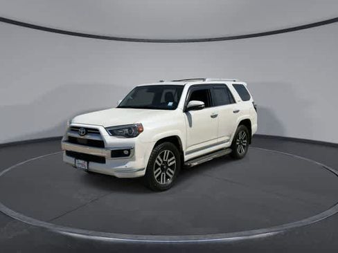 Used 2022 Toyota 4Runner Limited image 4