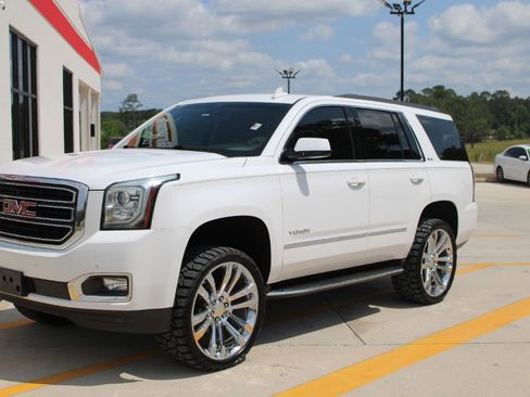 Used 2018 GMC Yukon SLE w/ SLE Value Package RWD image 6