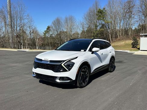 Used 2023 Kia Sportage SX image 3