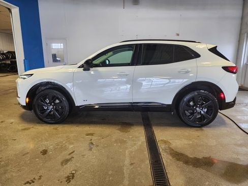 Certified 2025 Buick Envision Sport Touring image 1