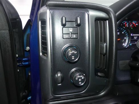 Used 2019 Chevrolet Silverado 1500 LT w/ All Star Edition image 27