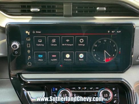 Used 2023 GMC Sierra 1500 AT4 w/ AT4 Premium Package AWD/4WD image 42