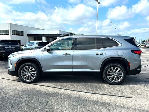 New 2026 Buick Enclave Preferred w/ Power Package FWD image 5