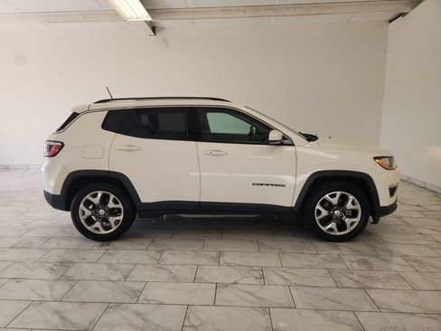 Used 2020 Jeep Compass Limited FWD image 4