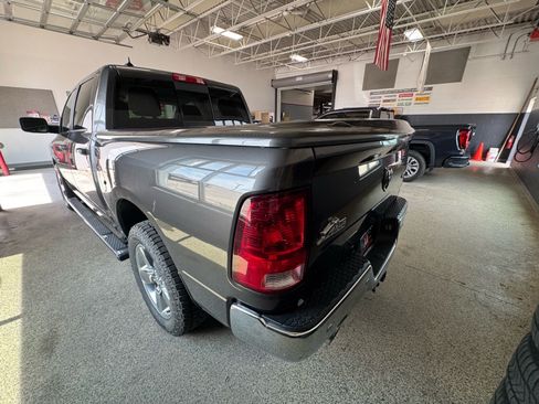 Used 2017 RAM 1500 Big Horn AWD/4WD image 7