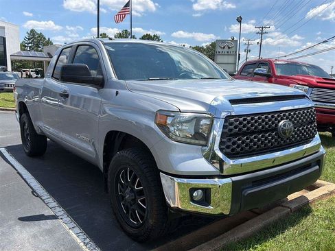 Used 2018 Toyota Tundra SR5 w/ SR5 Upgrade Package RWD image 2
