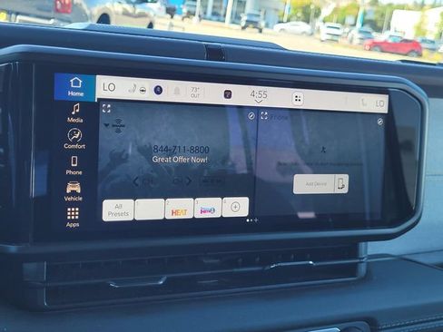 Certified 2025 Jeep Wrangler Unlimited Sahara AWD/4WD image 9