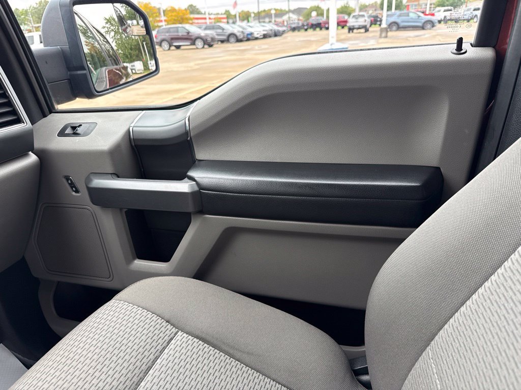 Used 2017 Ford F150 XLT w/ Equipment Group 302A Luxury AWD/4WD image 24