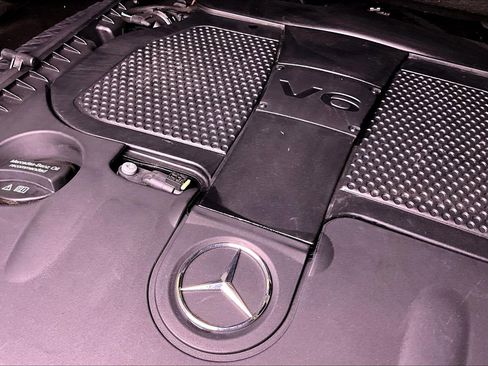 Used 2018 Mercedes-Benz GLE 350 4MATIC image 29