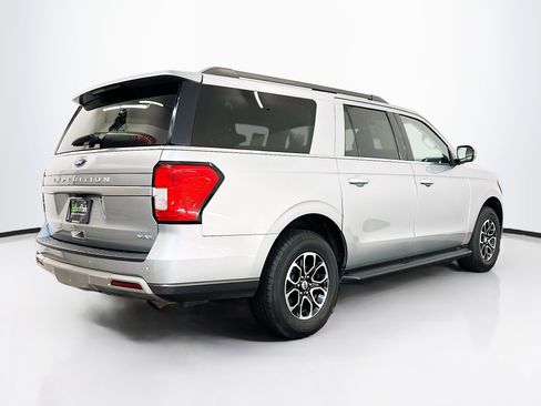 Used 2024 Ford Expedition Max XLT image 9
