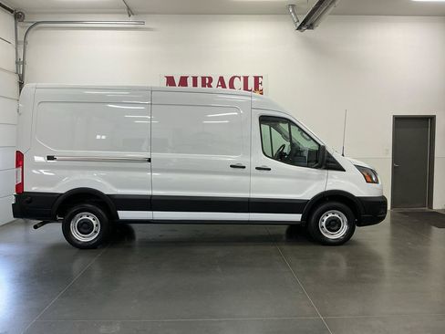 Used 2024 Ford Transit 250 148 Medium Roof w/ Load Area Protection Package RWD image 6