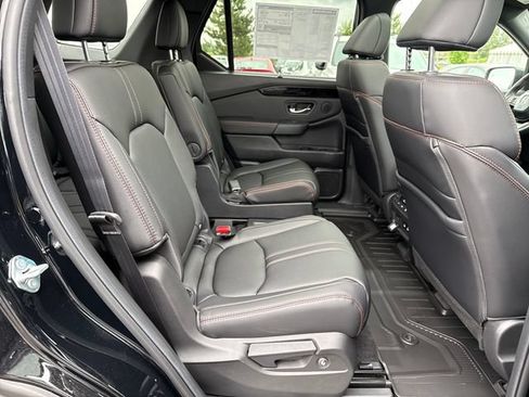 Used 2026 Honda Pilot TrailSport image 10