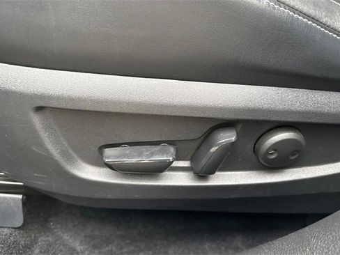 Used 2021 INFINITI QX50 Luxe w/ Cargo Package image 13