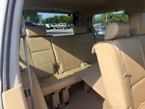 Used 2015 Nissan Armada SL AWD/4WD image 38