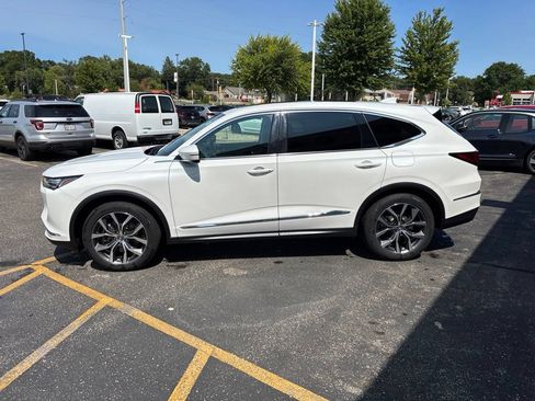 Used 2022 Acura MDX SH-AWD w/ Technology Package image 4