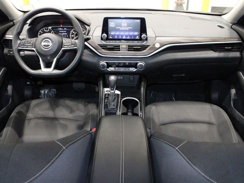 Used 2023 Nissan Altima 2.5 SV image 29