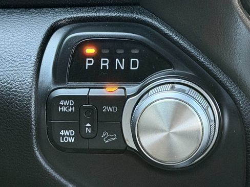 Used 2020 RAM 2500 Laramie w/ Night Edition image 34