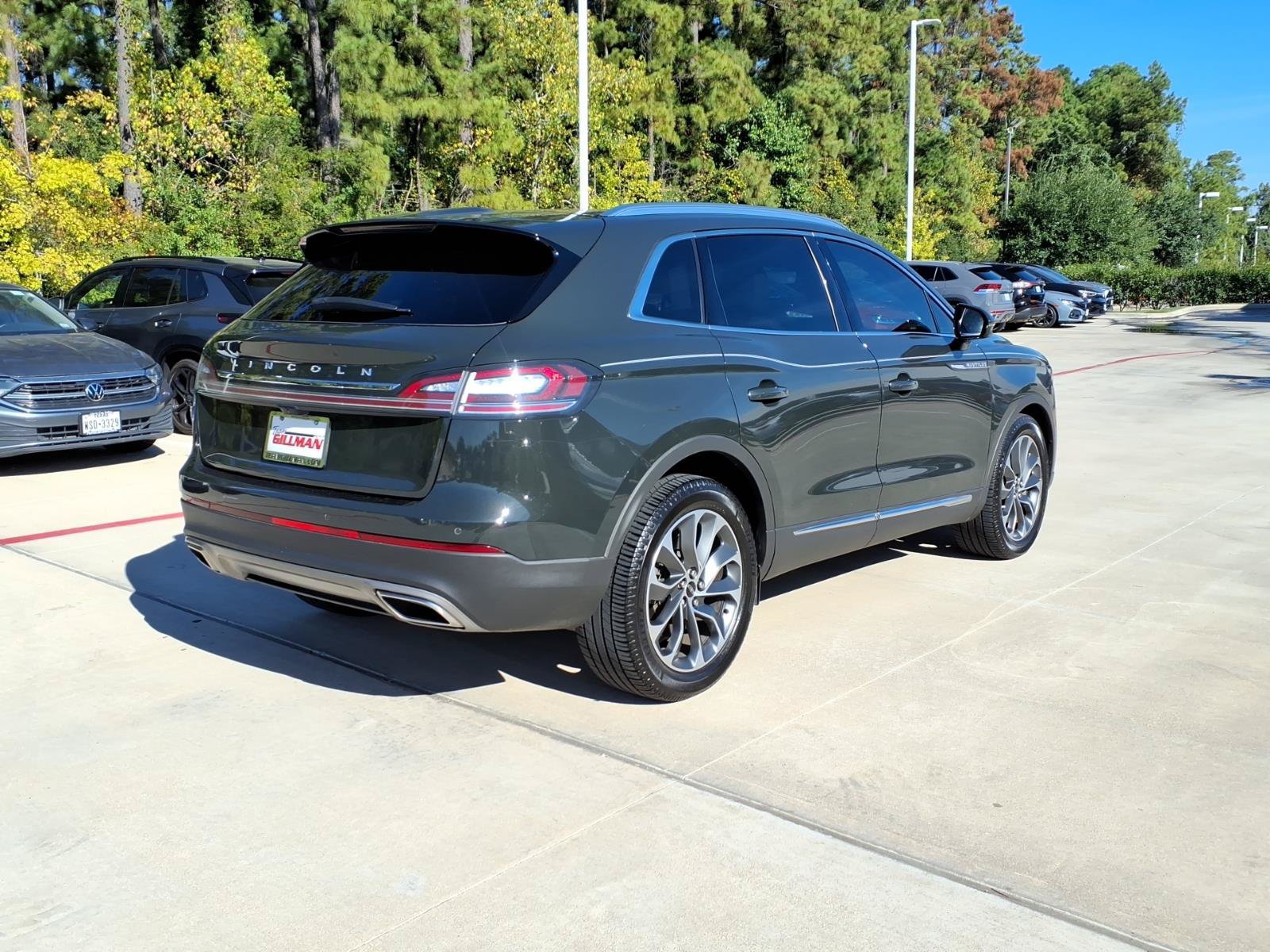 Used 2022 Lincoln Nautilus Reserve w/ Luxury Package AWD/4WD image 6