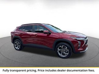 Used 2025 Chevrolet Trax LT w/ LT Convenience Package FWD video 1