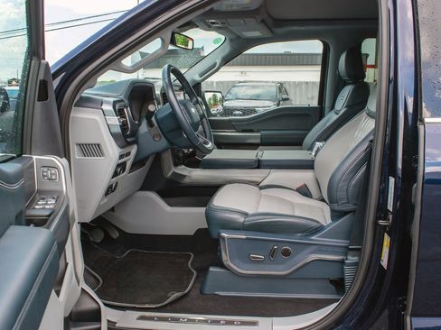 Used 2023 Ford F150 Limited image 29