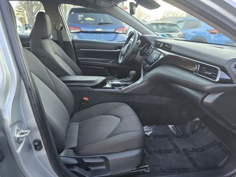 Certified 2020 Toyota Camry LE image 10