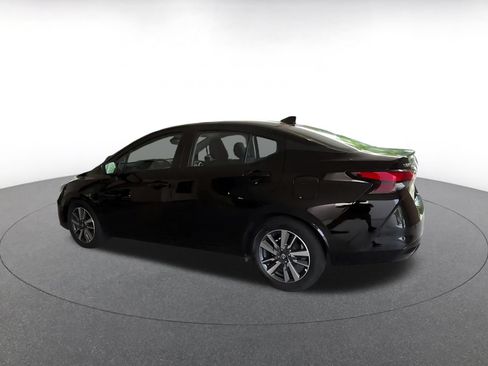 Used 2025 Nissan Versa SV FWD image 9