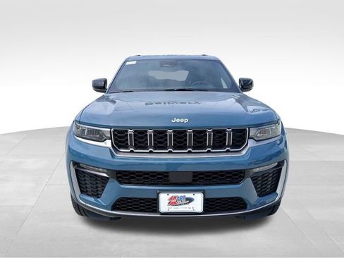 New 2026 Jeep Grand Cherokee Limited image 8