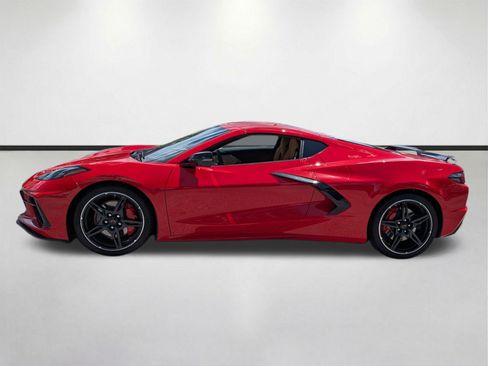 Used 2021 Chevrolet Corvette Stingray Preferred Cpe w/ Z51 Performance Package RWD image 7