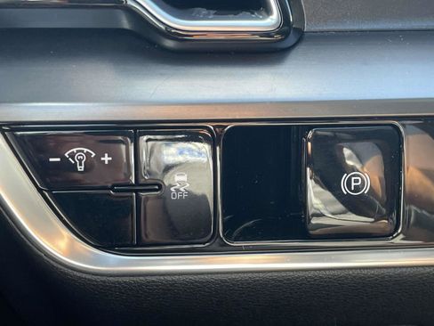 Used 2023 Kia Sportage EX image 14