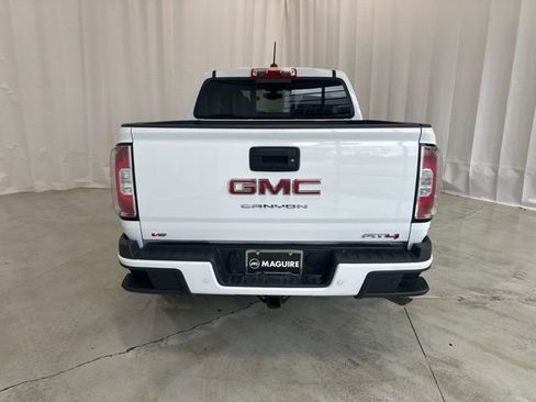 Used 2022 GMC Canyon AT4 image 24